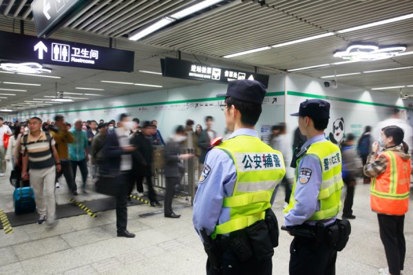 小麦策略 “五一”期间，上海公安将强化社会面整体防控，保障市民游客欢度小长假